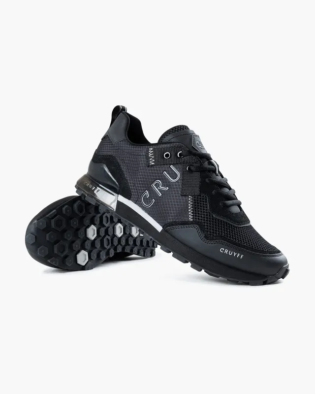 Cruyff Superbia Black/Black (CC233143-959)