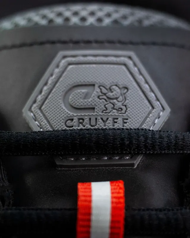 Cruyff Superbia Hex-Tech Grey/Red (CC233146-973)