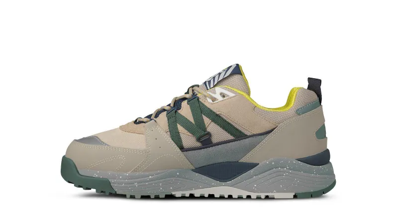 Karhu Fusion Xc “mÖlkky” Pack – Silver Lining / Dark Forest (F830007)