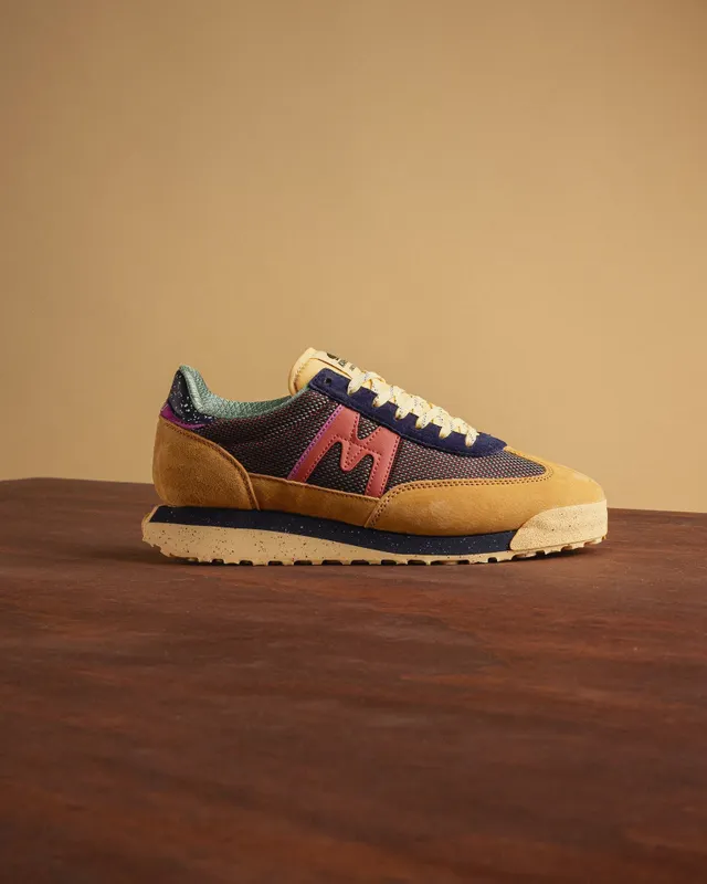 Karhu Mestari Control – Curry / Mineral Red (F840003)