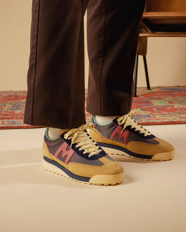Karhu Mestari Control – Curry / Mineral Red (F840003)