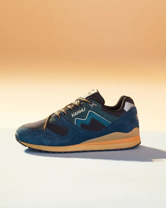 Karhu Synchron Classic “polar Night” Pack 2 – Reflecting Pond / Deep Lagoon (F802680)