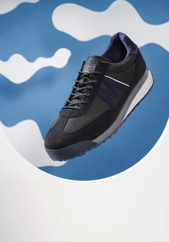 Karhu Mestari Control X Finnair – Jet Black / Night Sky (F840011)