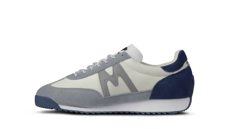 Karhu Mestari – True Navy / Silver (F805064)