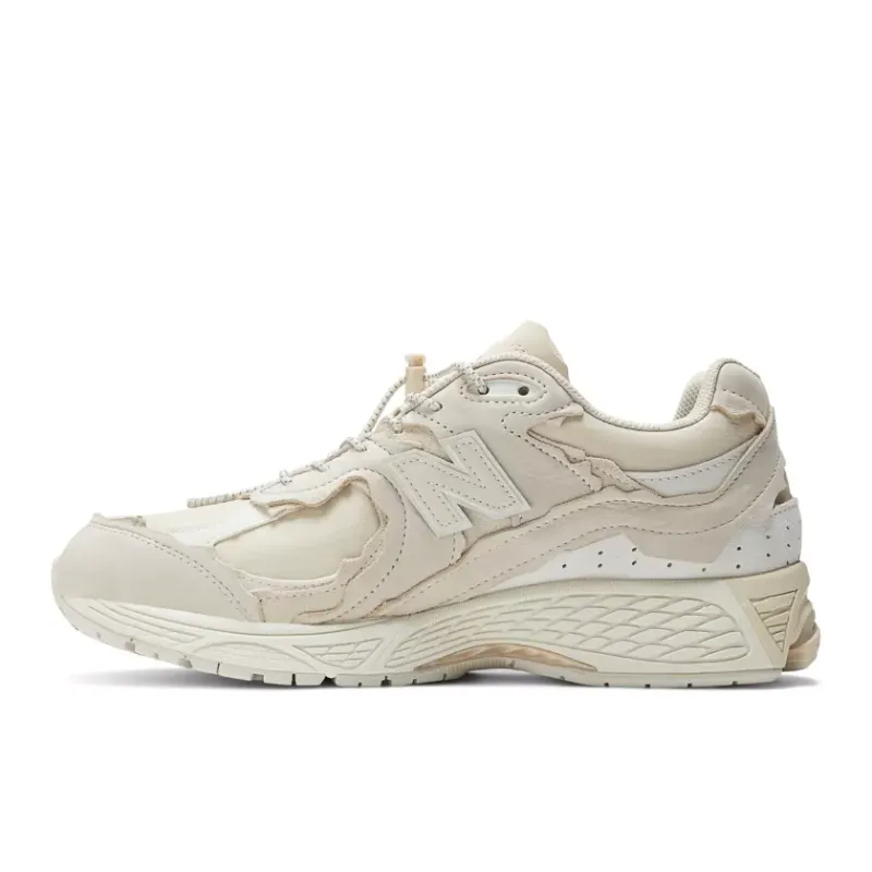 New Balance 2002RDQ Beige (M2002RDQ)