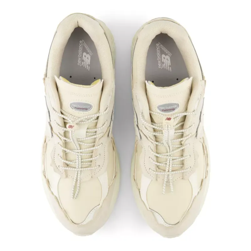 New Balance 2002RDQ Beige (M2002RDQ)