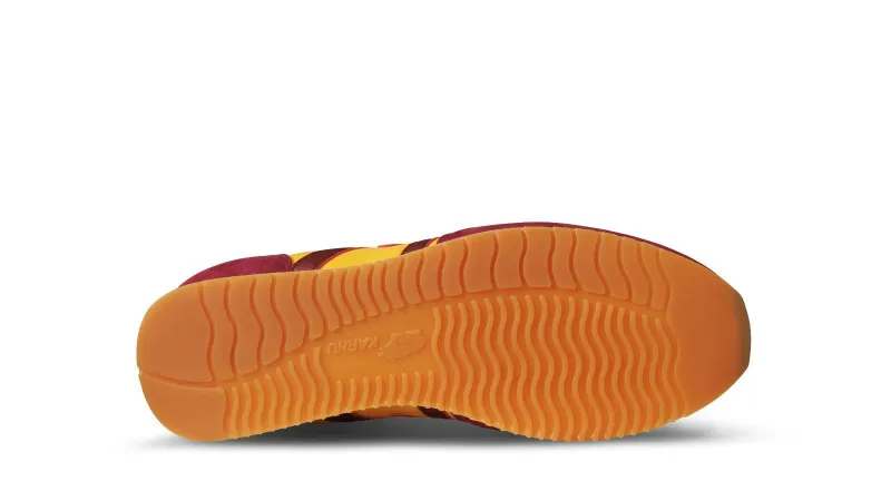 Karhu Albatross 82 – Biking Red / Golden Rod (F807005)