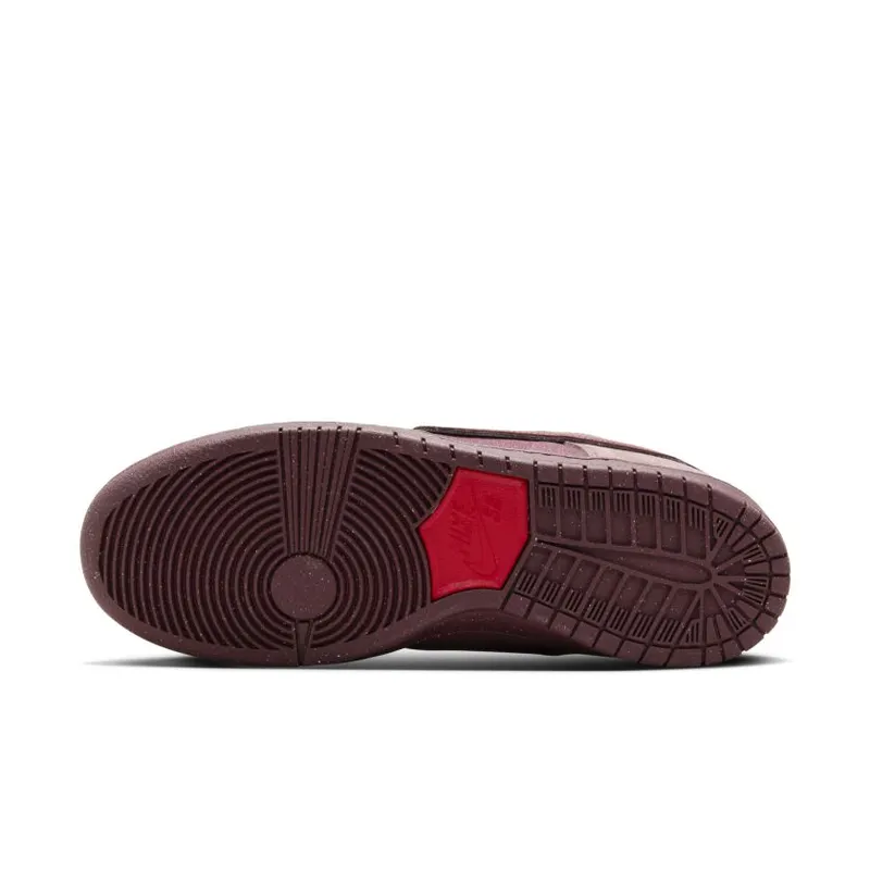 Nike SB Dunk Low Premium ‘Burgundy Crush’ (FN0619-600)