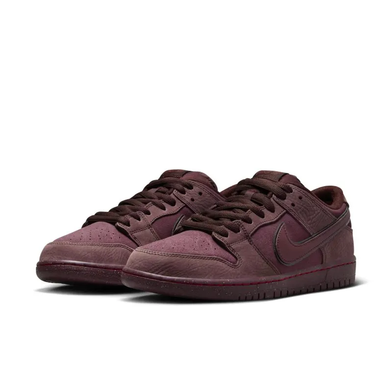 Nike SB Dunk Low Premium ‘Burgundy Crush’ (FN0619-600)
