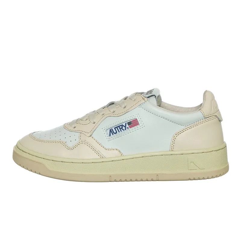 Autry Medalist Low White / Dew (AULWWB28)