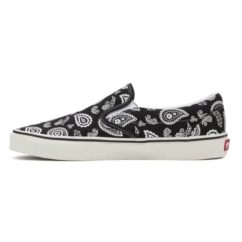 VANS Classic Slip-on Zwart (VN0009Q7BMA)