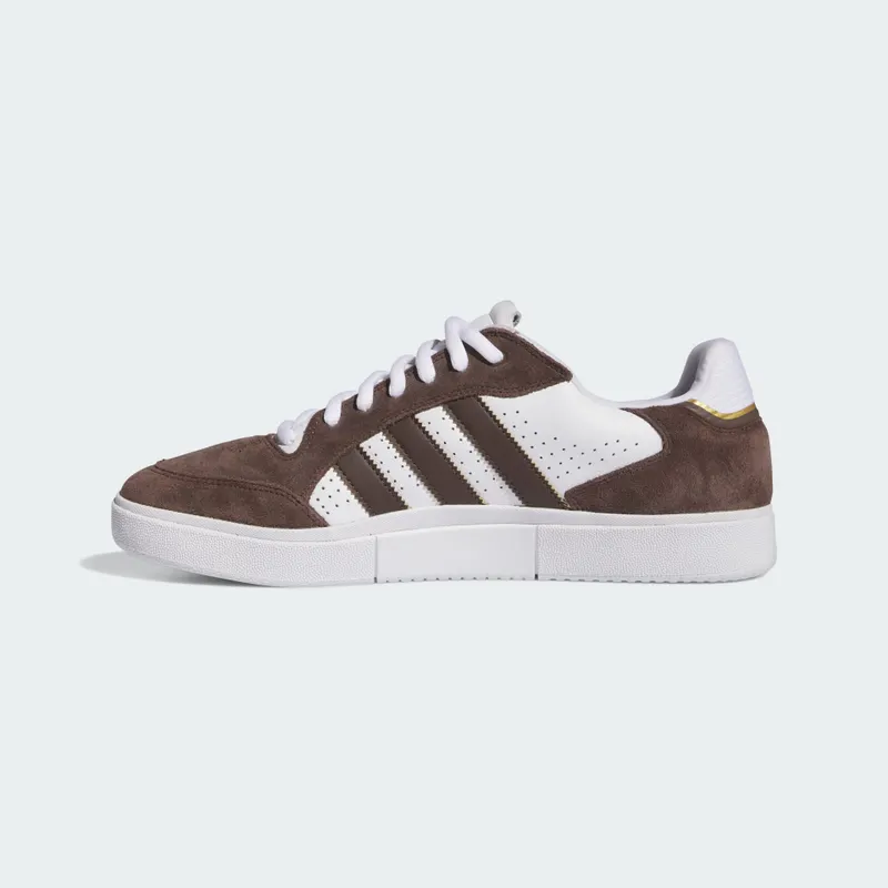 adidas Tyshawn Low Shoes (IE3126)