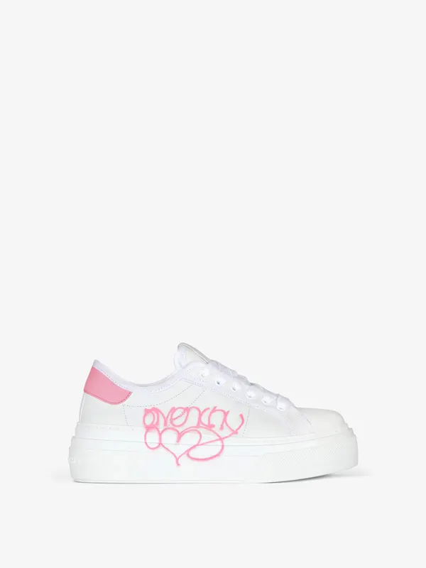 Givenchy City platform sneakers in leather with GIVENCHY Love print (BE003FE1Y0-149)