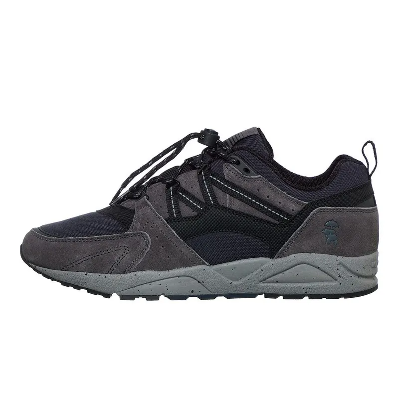 Karhu Fusion 2.0 “Shitty Weather” Plum Kitten / Jet Black (F804160)