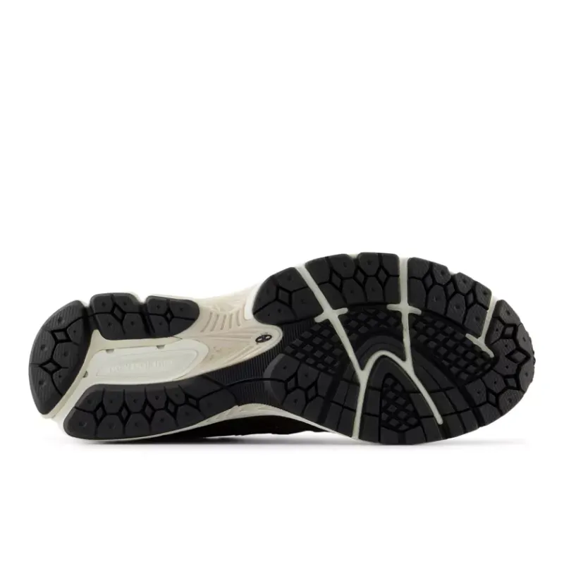 New Balance 2002RXQ Black (M2002RXQ)