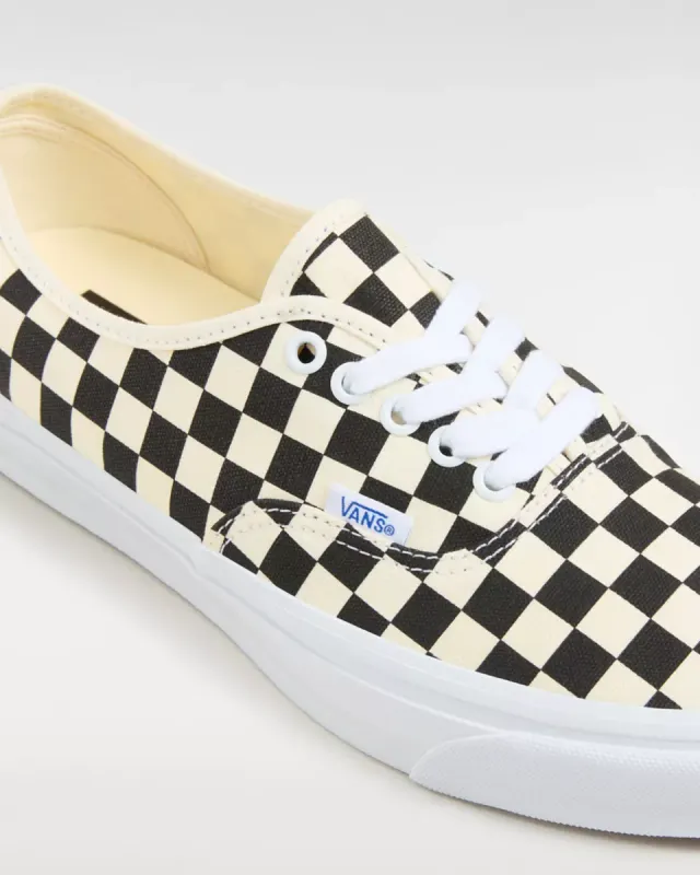 VANS Premium Authentic 44 Zwart (VN000CQA2BO)
