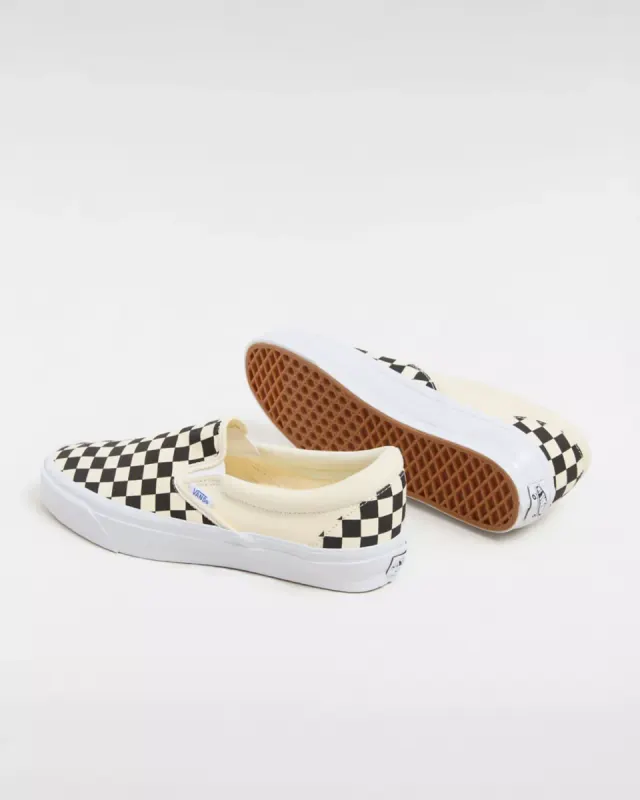 VANS Premium Slip-on 98 Zwart (VN000CSE2BO)