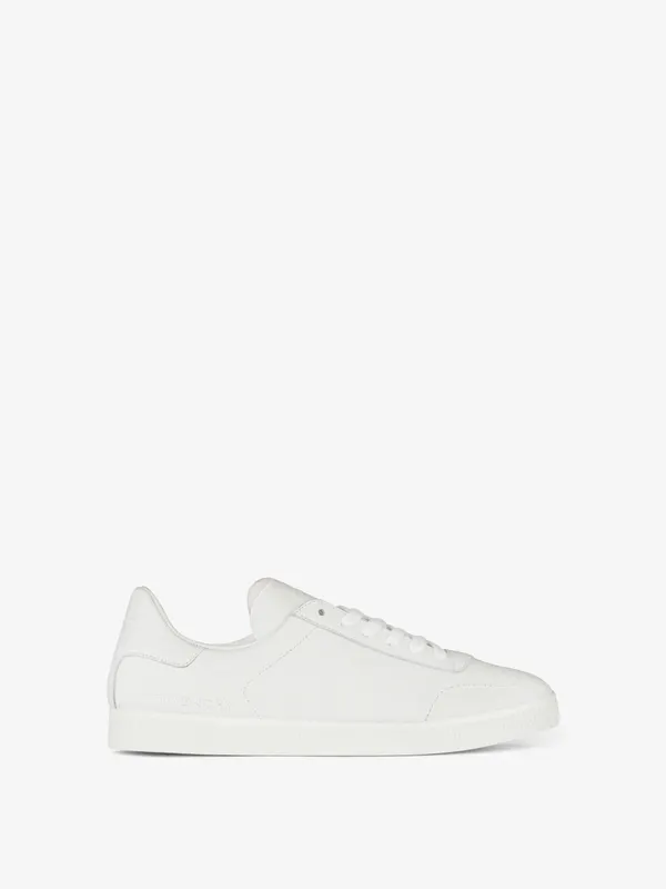 Givenchy Town sneakers in leather (BE0042E22L-100)