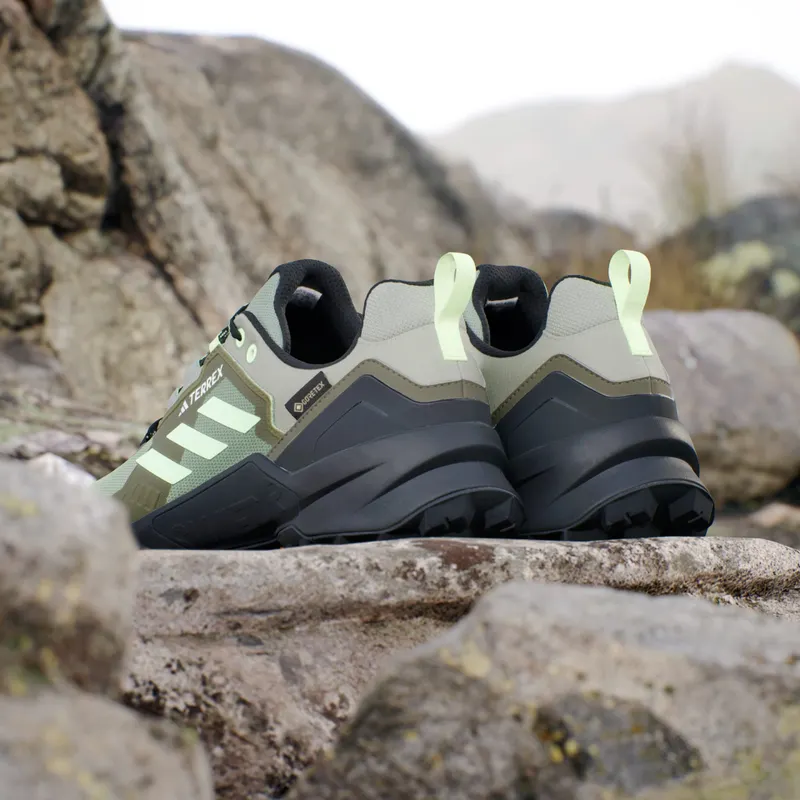 adidas TERREX SWIFT R3 GORE-TEX SCHOENEN (IE5065)