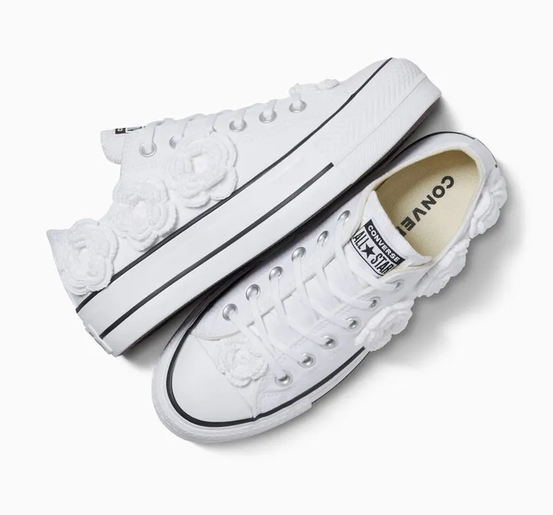 Converse Chuck Taylor All Star Lift 3D Flowers White Embro Flowers (A10228C)