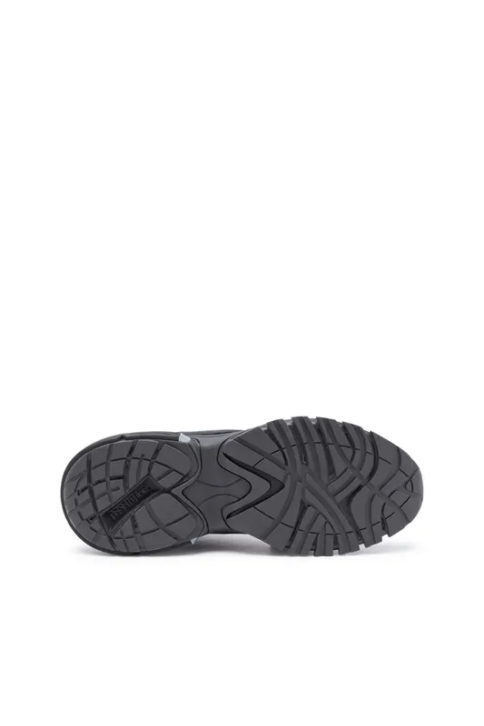 Diesel S-serendipity Pro-x1 W (Y03074P0423T8013 https://nl.diesel.com/en/sneakers/s-serendipity-pro-x1-w-black/Y03074P0423T8013.htm)