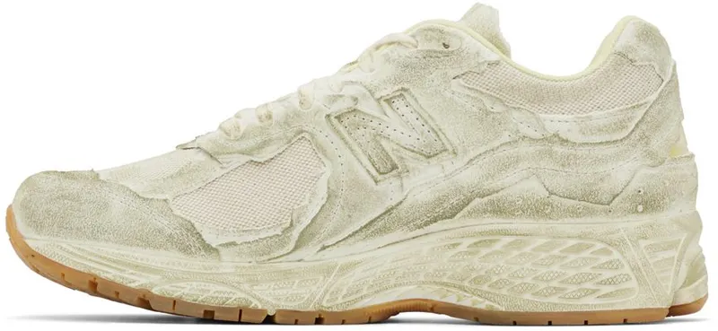 New Balance 2002R Protection Pack Distressed Nb White / Gum (M2002RDG)