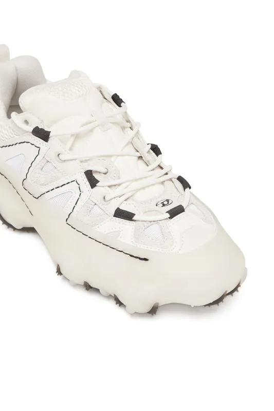 Diesel S-prototype P1 W (Y03220P5604T1003 https://nl.diesel.com/en/sneakers/s-prototype-p1-w-white/Y03220P5604T1003.htm)
