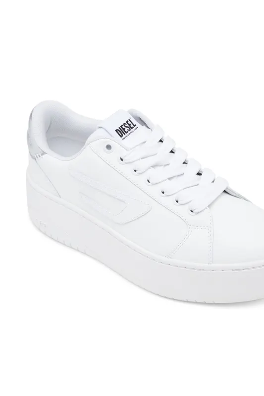 Diesel S-athene Bold W (Y03202P5582H9689 https://nl.diesel.com/en/sneakers/s-athene-bold-w-white/Y03202P5582H9689.htm)