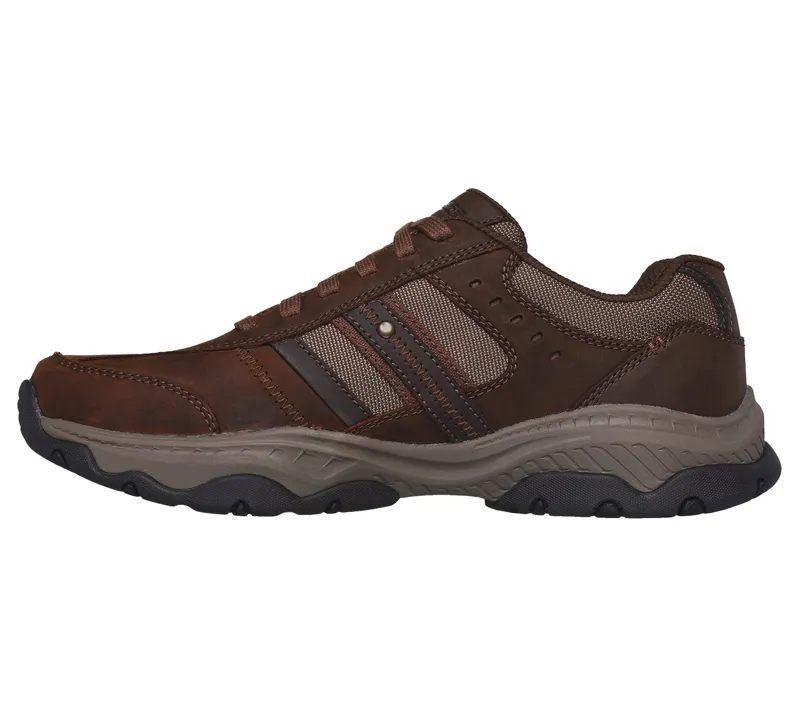 Skechers Relaxed Fit: Craster – Archdale – Bruin (204717-CDB)