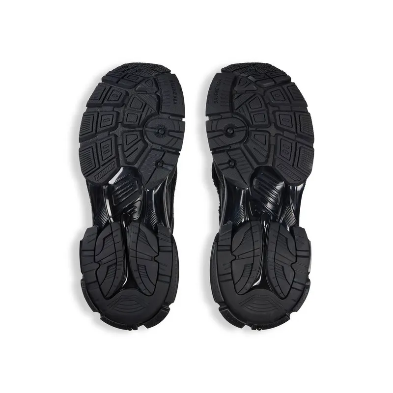 Balenciaga Runner Sneaker Black (772774W3RBT1000)