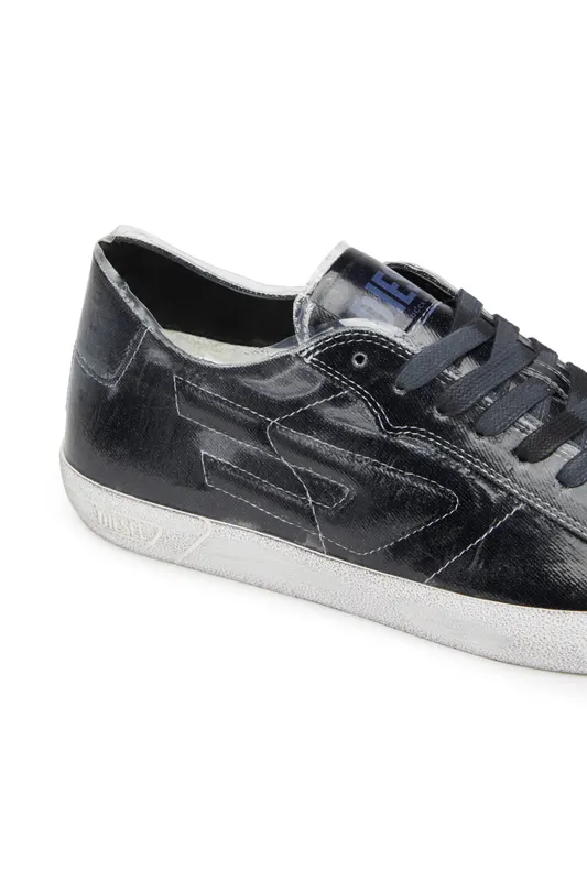 Diesel S-leroji Low (Y02741P5595H0144 https://nl.diesel.com/en/sneakers/s-leroji-low-black/Y02741P5595H0144.htm)