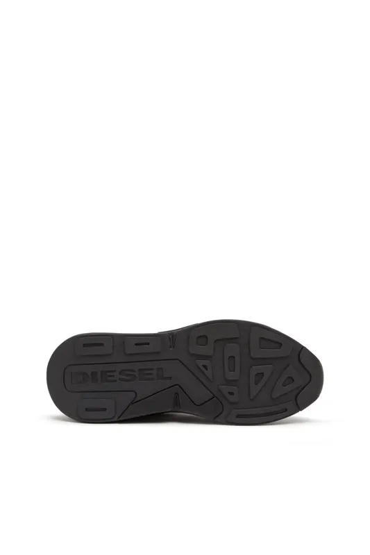 Diesel S-serendipity Sport (Y02868P4431H1532 https://nl.diesel.com/en/sneakers/s-serendipity-sport-black/Y02868P4431H1532.htm)