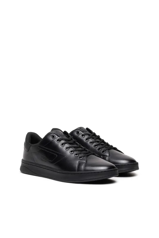 Diesel S-athene Low (Y02869P4423T8013 https://nl.diesel.com/en/sneakers/s-athene-low-black/Y02869P4423T8013.htm)