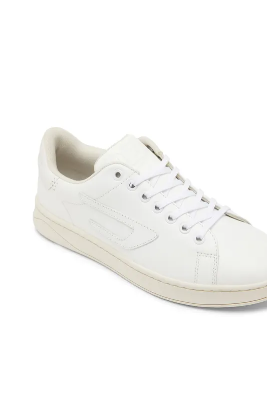 Diesel S-athene Low W (Y02870P4423T1003 https://nl.diesel.com/en/sneakers/s-athene-low-w-white/Y02870P4423T1003.htm)
