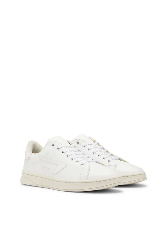 Diesel S-athene Low W (Y02870P4423T1003 https://nl.diesel.com/en/sneakers/s-athene-low-w-white/Y02870P4423T1003.htm)