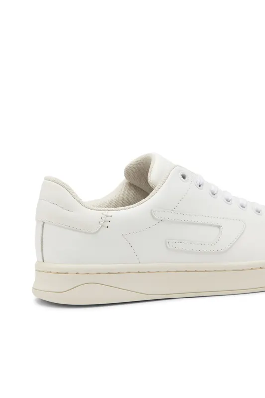 Diesel S-athene Low W (Y02870P4423T1003 https://nl.diesel.com/en/sneakers/s-athene-low-w-white/Y02870P4423T1003.htm)