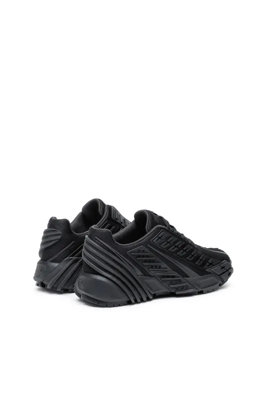 Diesel S-prototype Low (Y02876P4462T8011 https://nl.diesel.com/en/sneakers/s-prototype-low-black/Y02876P4462T8011.htm)