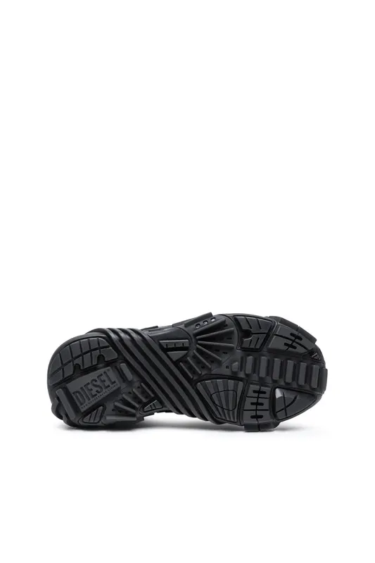 Diesel S-prototype Low (Y02876P4462T8011 https://nl.diesel.com/en/sneakers/s-prototype-low-black/Y02876P4462T8011.htm)