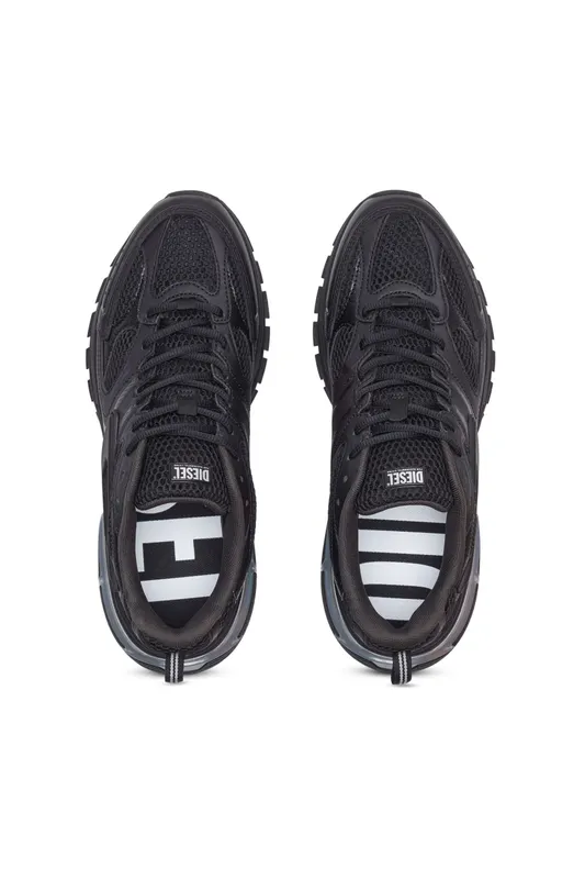 Diesel S-serendipity Pro-x1 (Y03073P0423T8013 https://nl.diesel.com/en/sneakers/s-serendipity-pro-x1-black/Y03073P0423T8013.htm)