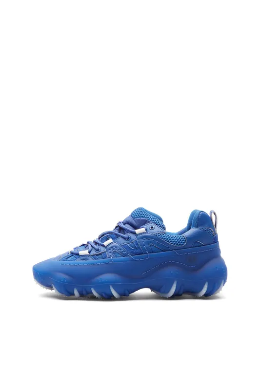 Diesel S-prototype P1 (Y03135P5604HA155 https://nl.diesel.com/en/sneakers/s-prototype-p1-blue/Y03135P5604HA155.htm)