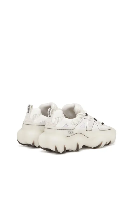 Diesel S-prototype P1 (Y03135P5604T1003 https://nl.diesel.com/en/sneakers/s-prototype-p1-white/Y03135P5604T1003.htm)