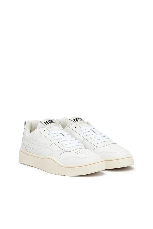 Diesel S-ukiyo V2 Low (Y03204P5576T1015 https://nl.diesel.com/en/sneakers/s-ukiyo-v2-low-white/Y03204P5576T1015.htm)