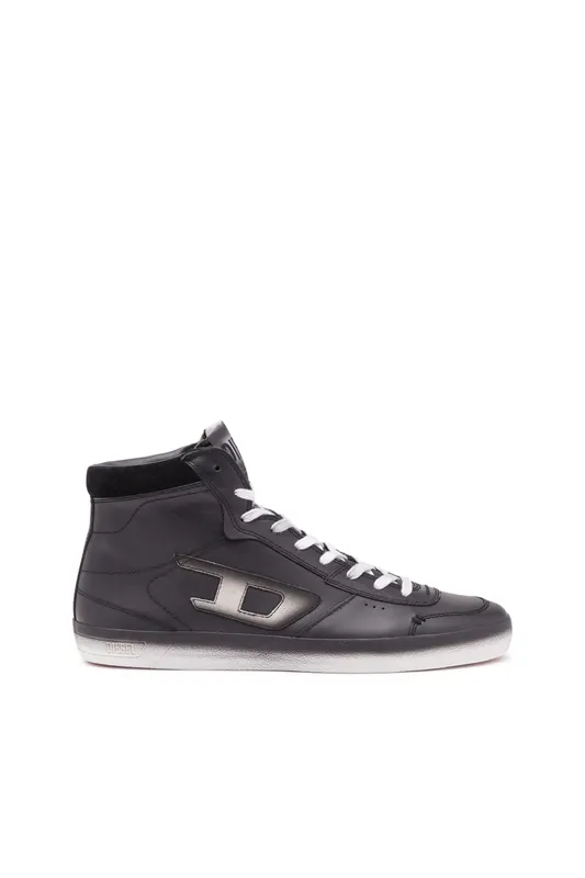 Diesel S-leroji Mid (Y03261P6326H1378 https://nl.diesel.com/en/sneakers/s-leroji-mid-black/Y03261P6326H1378.htm)