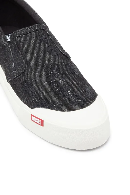 Diesel S-athos Slip On (Y03268P0436H0958 https://nl.diesel.com/en/sneakers/s-athos-slip-on-black/Y03268P0436H0958.htm)