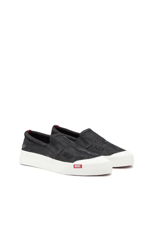 Diesel S-athos Slip On (Y03268P0436H0958 https://nl.diesel.com/en/sneakers/s-athos-slip-on-black/Y03268P0436H0958.htm)