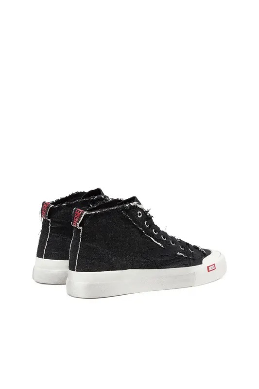 Diesel S-athos Mid (Y03269P6312H0958 https://nl.diesel.com/en/sneakers/s-athos-mid-black/Y03269P6312H0958.htm)