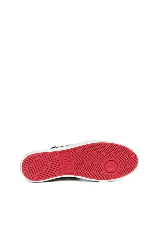 Diesel S-athos Mid (Y03269P6312H0958 https://nl.diesel.com/en/sneakers/s-athos-mid-black/Y03269P6312H0958.htm)