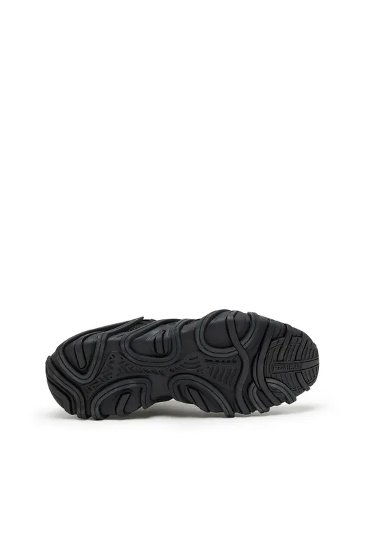 Diesel S-prototype Cr Lace X (Y03274P6372T8011 https://nl.diesel.com/en/sneakers/s-prototype-cr-lace-x-black/Y03274P6372T8011.htm)