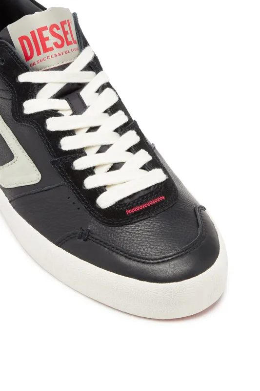 Diesel S-leroji Low (Y03336P2034HA124 https://nl.diesel.com/en/sneakers/s-leroji-low-multicolor/Y03336P2034HA124.htm)