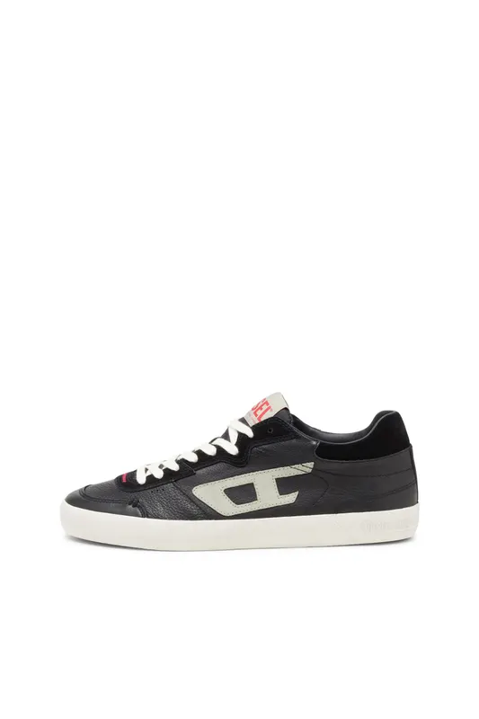 Diesel S-leroji Low (Y03336P2034HA124 https://nl.diesel.com/en/sneakers/s-leroji-low-multicolor/Y03336P2034HA124.htm)